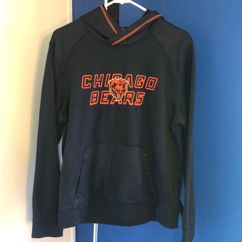 Women’s medium Chicago Bears hoodie
